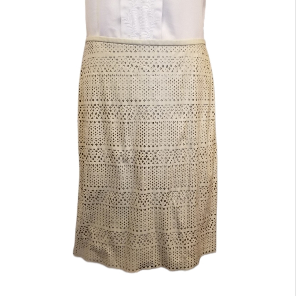 Calvin Klein Faux Leather Eyelet Pencil Skirt Size 8 Cream Beige Work Office